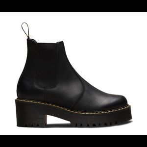 Dr. Martens Rometty Black Size 6